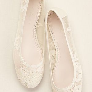 Lace bridal flats